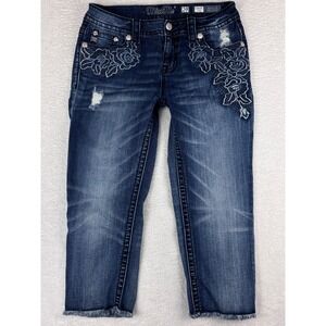 Miss‎ Me Floral Embroidered Capri Jeans Distressed Denim Frayed Hem Size 40x29